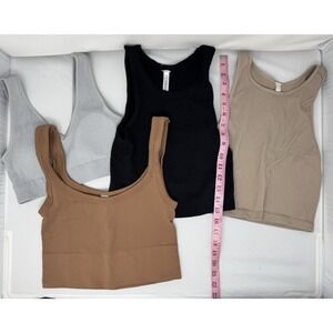 Lot of 4 Women's Sports Tops Size S – Athletic Nikibiki / Aerie  Activewear Crop